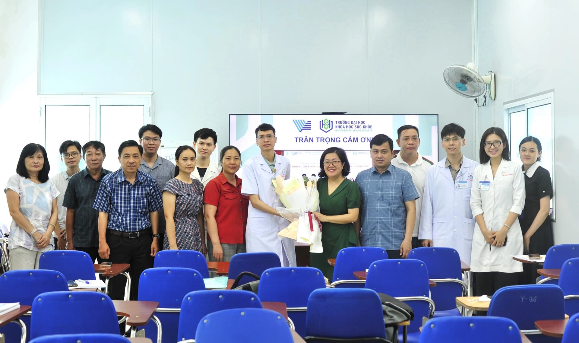 Khai giảng khóa đào tạo chuyên sâu về kỹ thuật tiêm khớp, tiêm điểm bám gân và mô quanh gân cho đội ngũ y bác sĩ